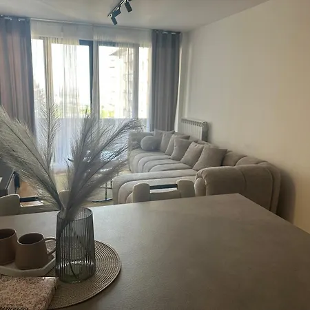 Sanywille Apartment